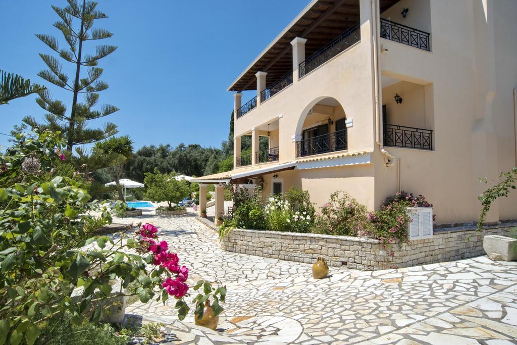 Galazio Sunset Villas Gaios Exterior foto